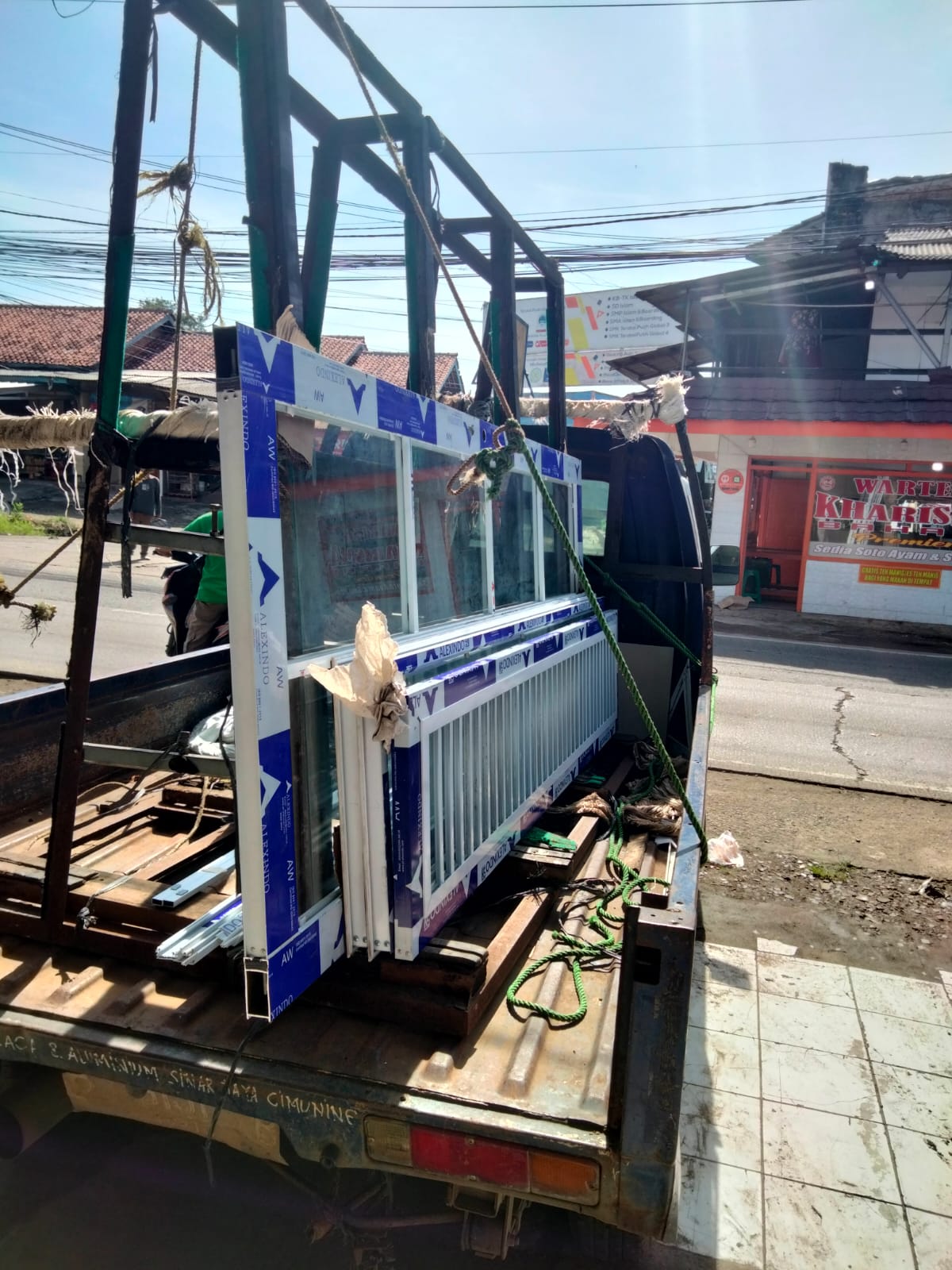 toko kaca terbaik